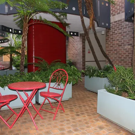 Mariners Court Hotel Sydney Exterior photo